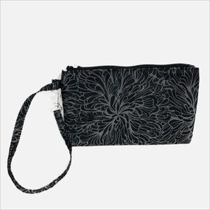 Baggallini Midnight Blossom Print Fully Lined Zipped Closed RFID Wristlet 🖤🩶